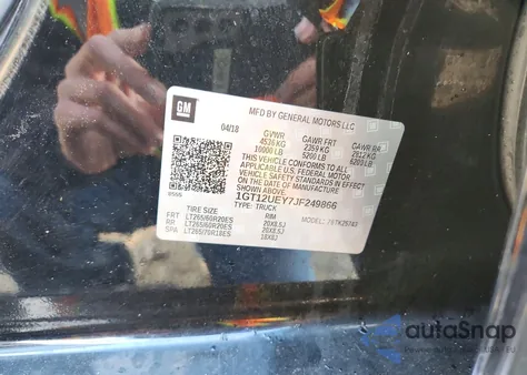 2018 GMC Sierra K2500 Denali z USA, uszkodzony, nr VIN 1GT12UEY7JF249866